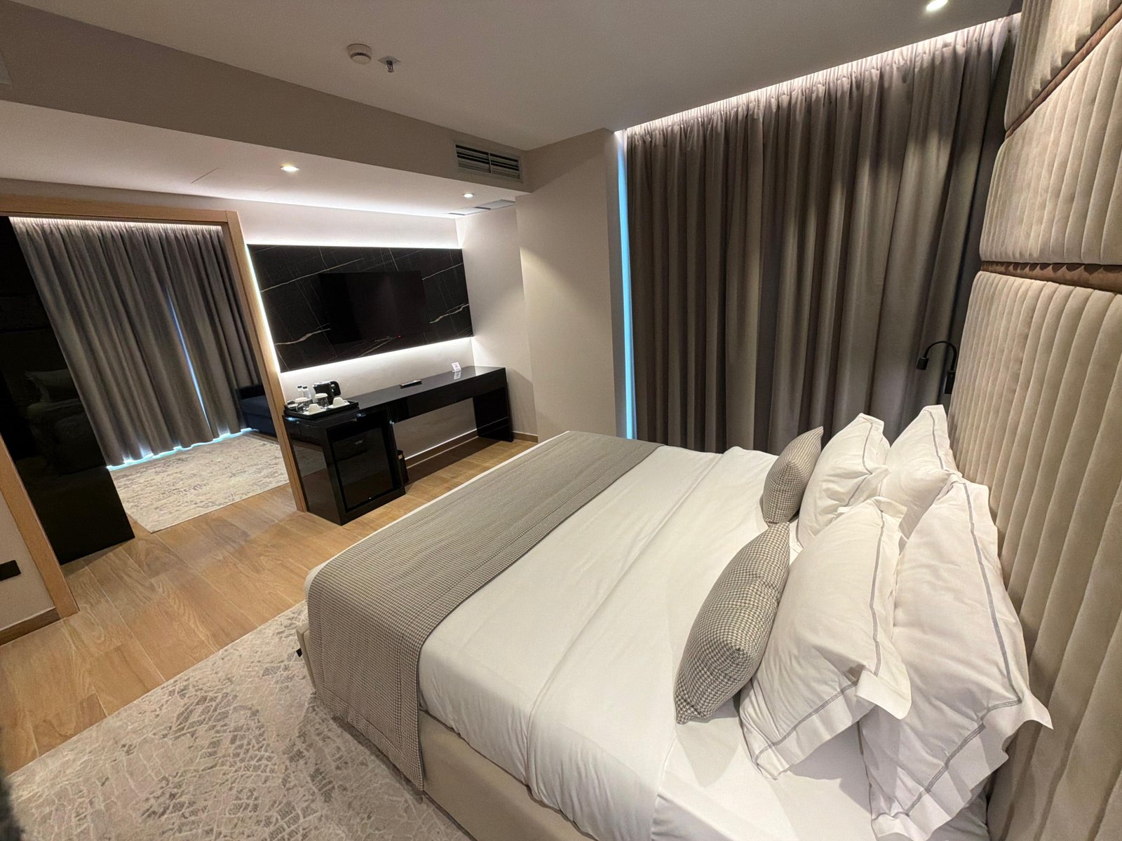 Dhom├½ Ambasador (2/4) - Bonita Luxury Resort & Spa in Golem, Albania