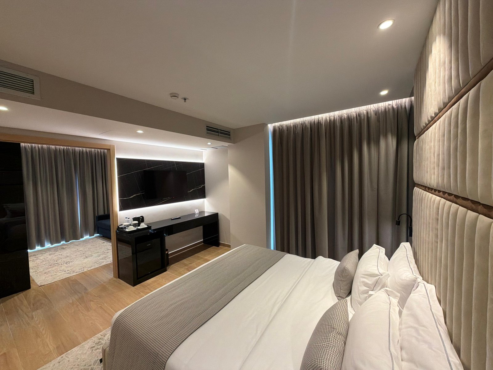Dhom├½ Ambasador (4/4) - Bonita Luxury Resort & Spa in Golem, Albania