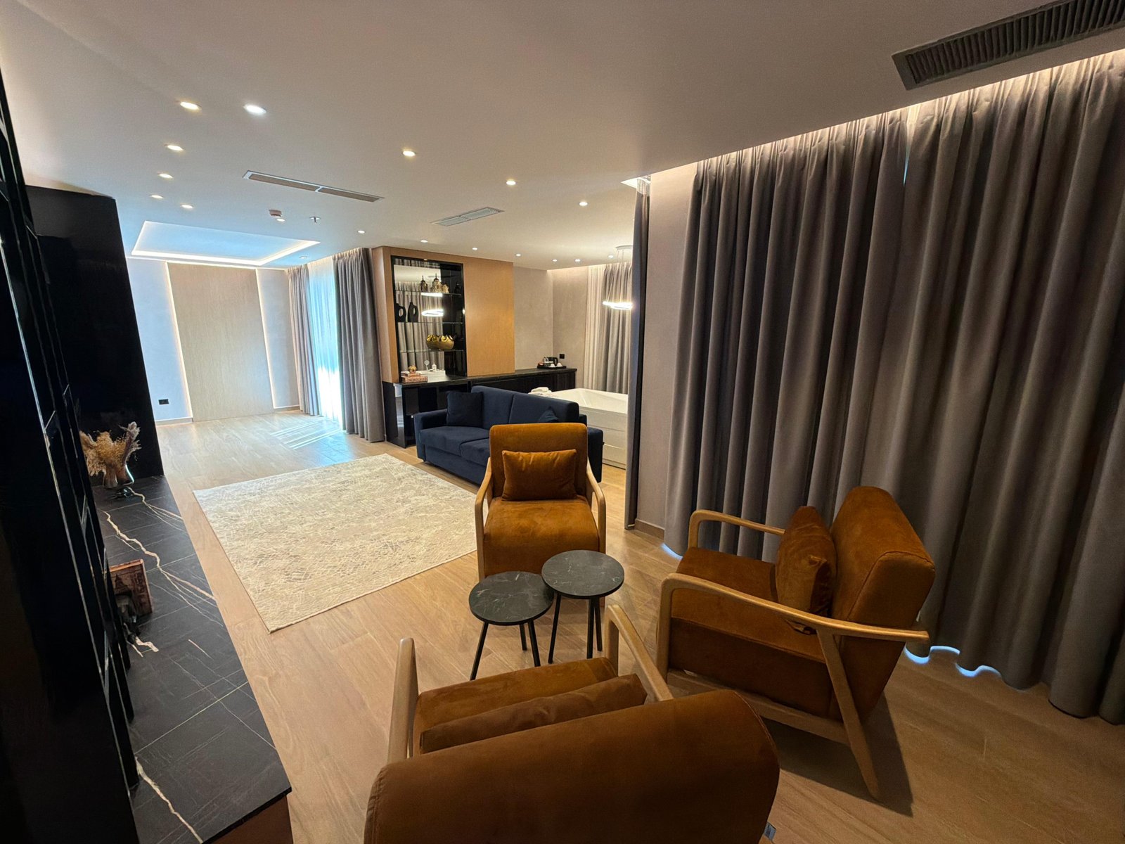 Bonita King Suit├½ (1/5) - Bonita Luxury Resort & Spa in Golem, Albania